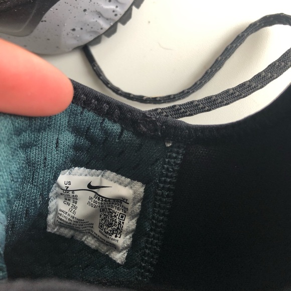 COPY - Nike ACG React Terra Gobe Sneaker - Picture 4 of 9